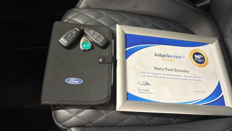 Ford Focus 1.0 EcoBoost Hybrid mHEV Active Vign 5dr Auto Petrol Hatchback